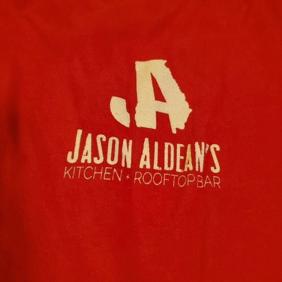 Jason Aldean Kitchen and Rooftop bar Tshirt. Red. XXL - Picture 6 of 6